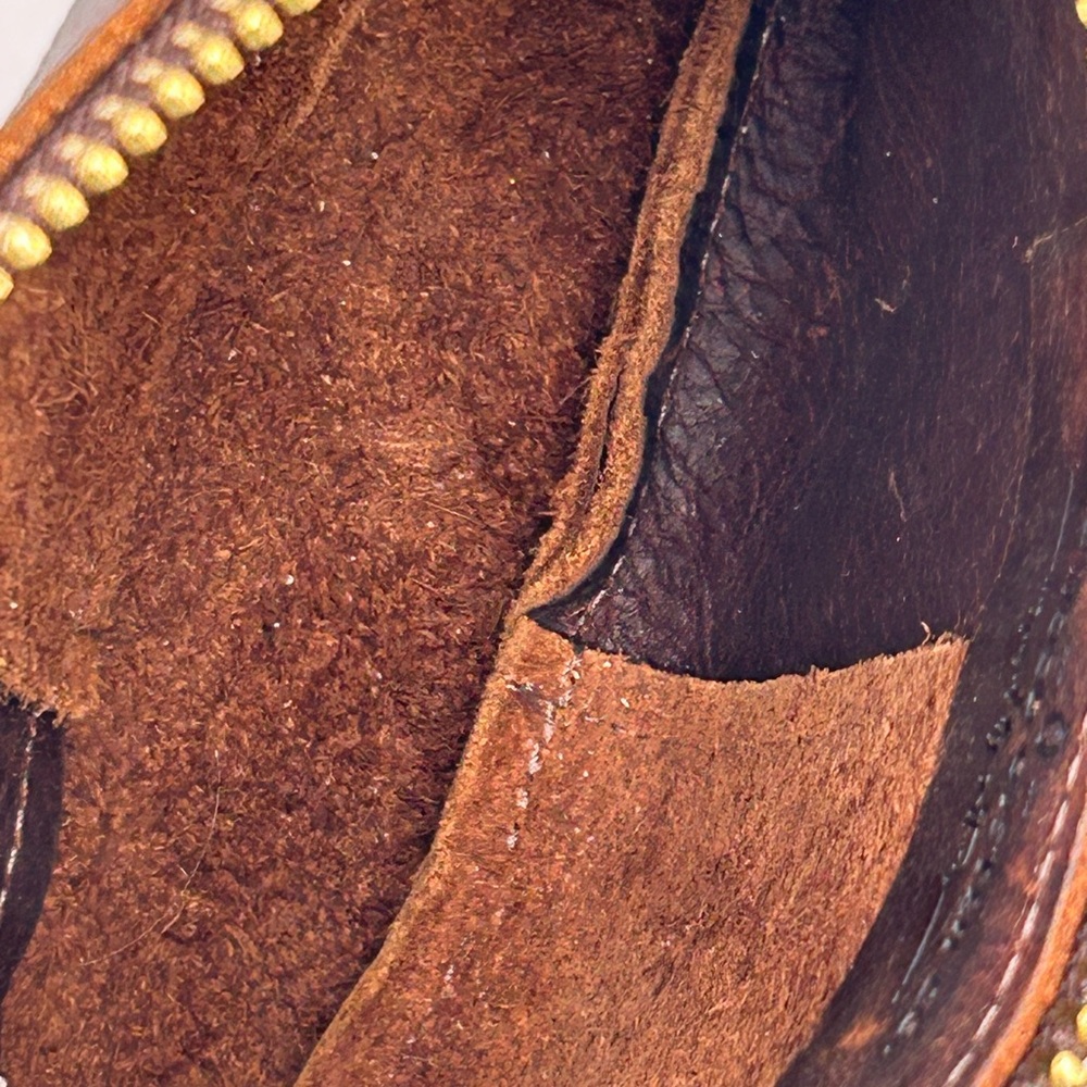 Wildwood Oyster Co. Brown Leather Crossbody - Picture 11 of 13